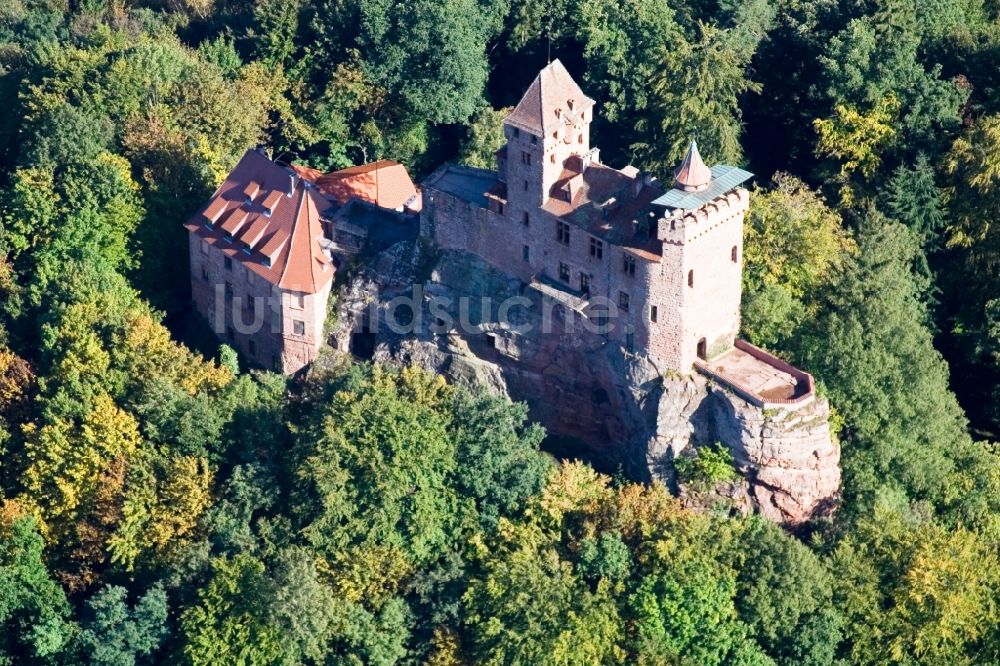 Erlenbach bei Dahn aus der Vogelperspektive: Burganlage Berwartstein in Erlenbach bei Dahn im Bundesland Rheinland-Pfalz