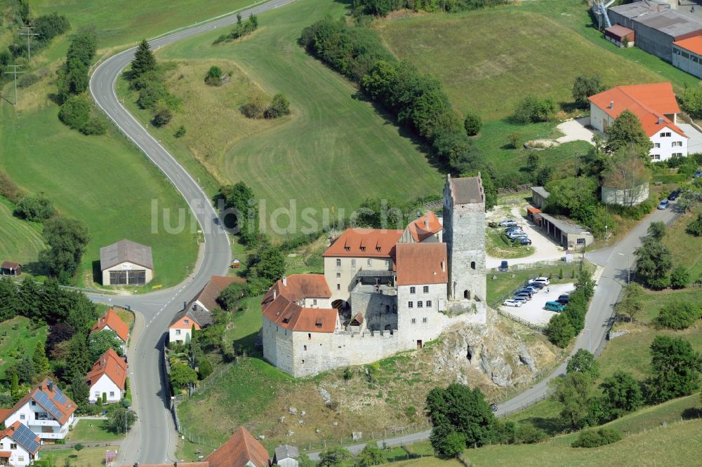 Dischingen von oben - Burganlage der Burg Katzenstein in Dischingen im Bundesland Baden-Württemberg