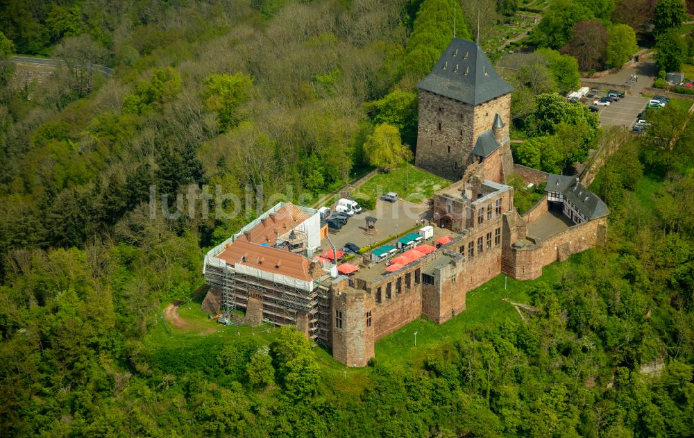 Luftbild Nideggen - Burganlage mit Burgenmuseum in Nideggen im Bundesland Nordrhein-Westfalen, Deutschland