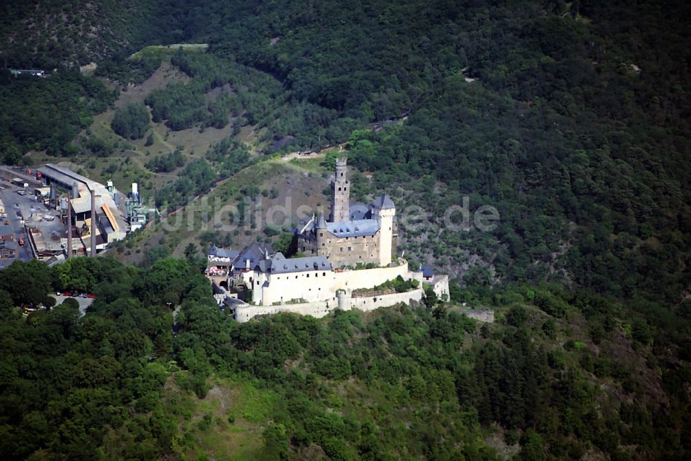 Luftaufnahme Braubach - Burganlage der Marksburg bei Braubach im Bundesland Rheinland-Pfalz