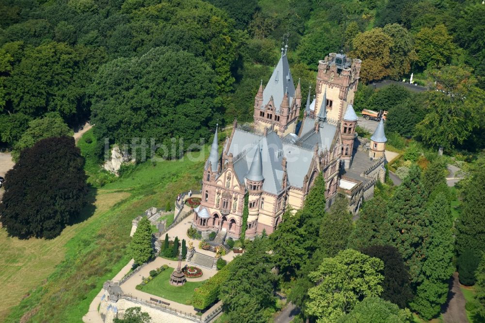 Luftbild Königswinter - Burganlage des Schloss Drachenburg in Königswinter im Bundesland Nordrhein-Westfalen, Deutschland