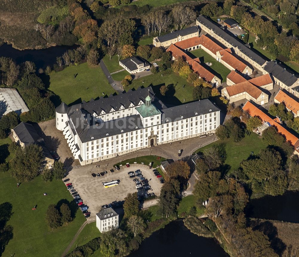 Schleswig aus der Vogelperspektive: Burganlage des Schloss Gottorf im Ortsteil Annettenhöh in Schleswig im Bundesland Schleswig-Holstein