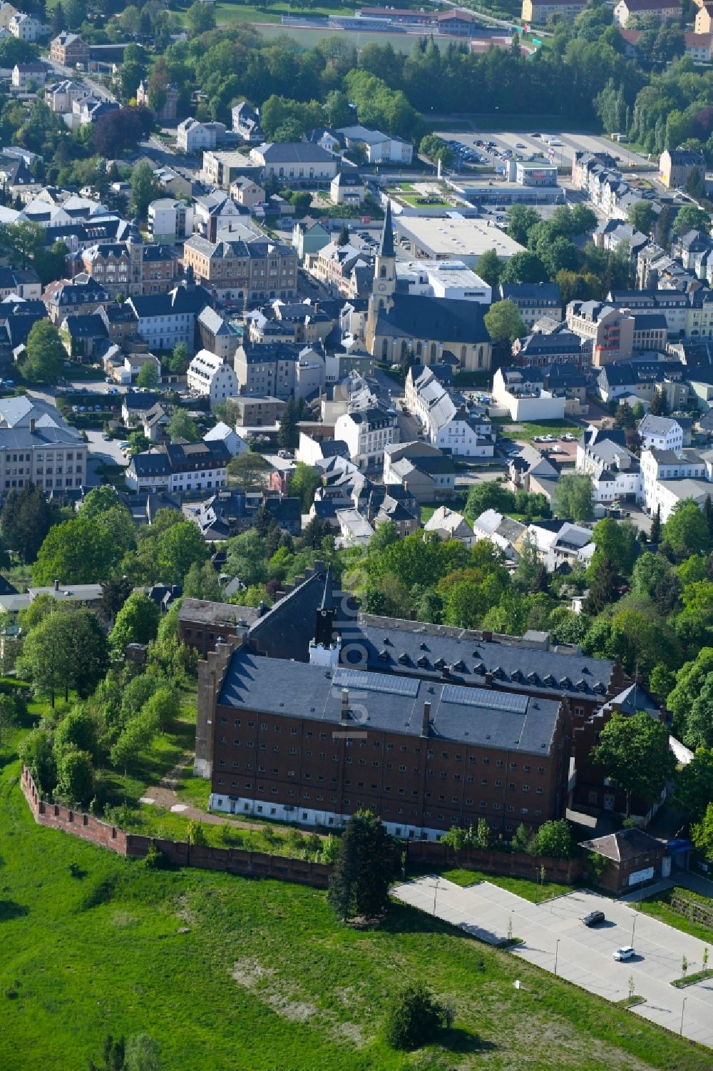 Luftaufnahme Stollberg/Erzgeb. - Burganlage des Schloss Hoheneck in Stollberg/Erzgeb. im Bundesland Sachsen, Deutschland