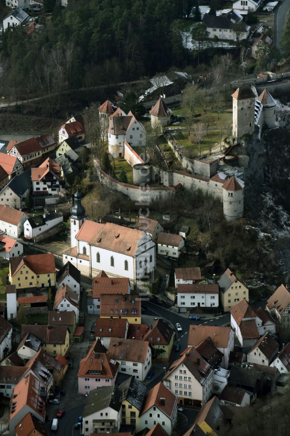 Luftaufnahme Neuhaus An Der Pegnitz Burganlage Des Schloss Und Hotel Burg Veldenstein In Neuhaus An Der