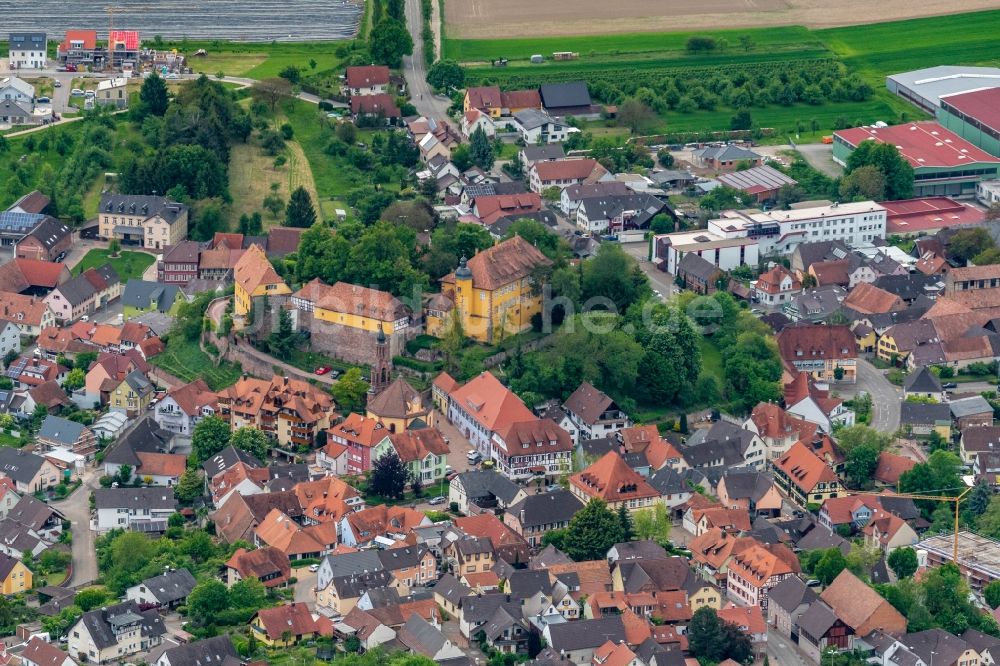 Luftbild Mahlberg - Burganlage des Schloss in Mahlberg im Bundesland Baden-Württemberg, Deutschland