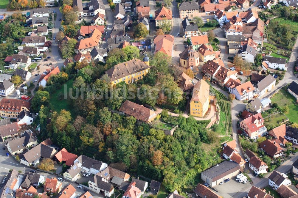 Mahlberg von oben - Burganlage des Schloss Mahlberg in Mahlberg im Bundesland Baden-Württemberg