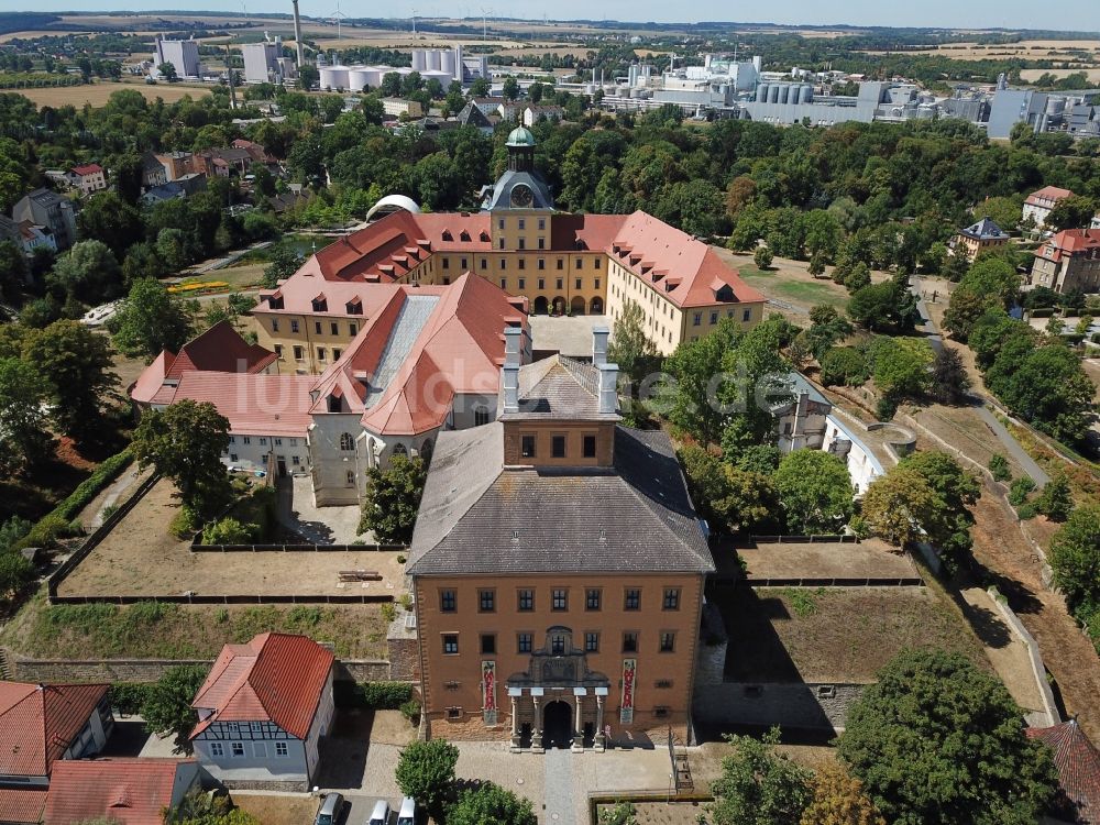 Zeitz aus der Vogelperspektive: Burganlage des Schloss Moritzburg in Zeitz im Bundesland Sachsen-Anhalt