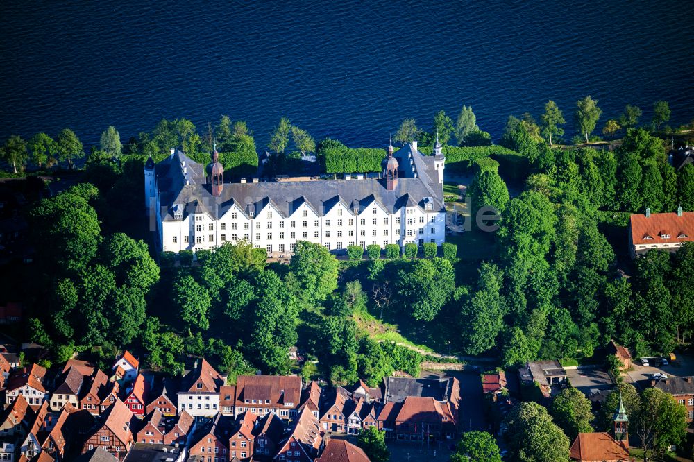 Luftbild Plön - Burganlage des Schloss Plön in Plön im Bundesland Schleswig-Holstein