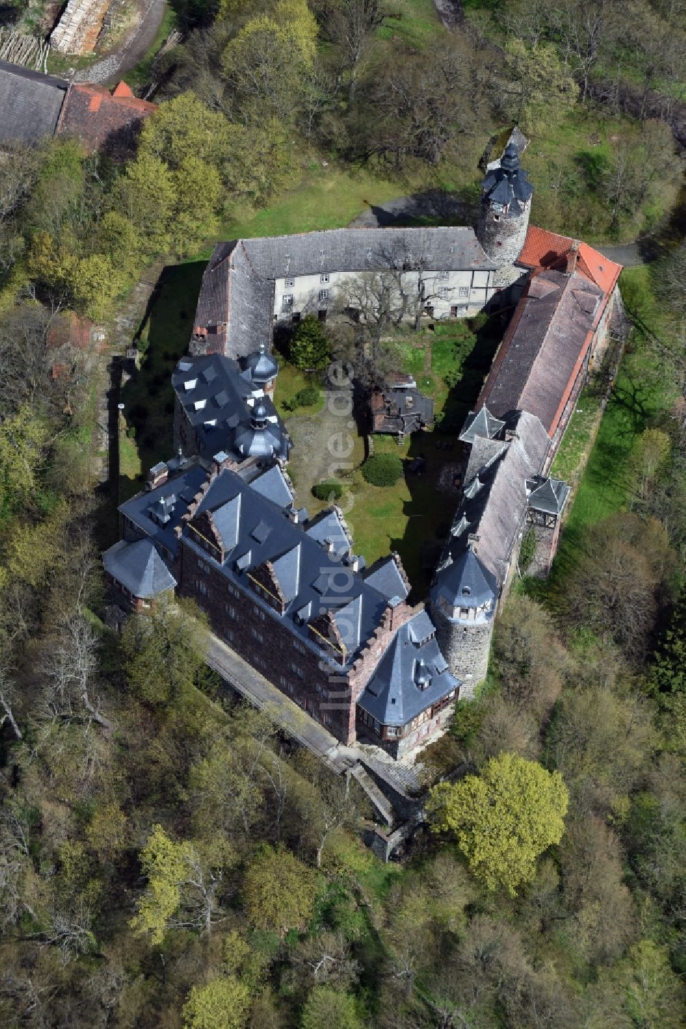 Luftbild Friesdorf - Burganlage des Schloss Rammelburg in Friesdorf im Bundesland Sachsen-Anhalt