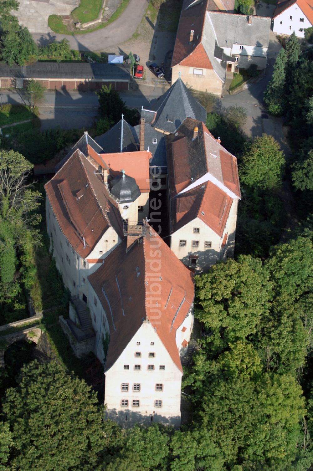 Reinsberg aus der Vogelperspektive: Burganlage des Schloss in Reinsberg im Bundesland Sachsen, Deutschland