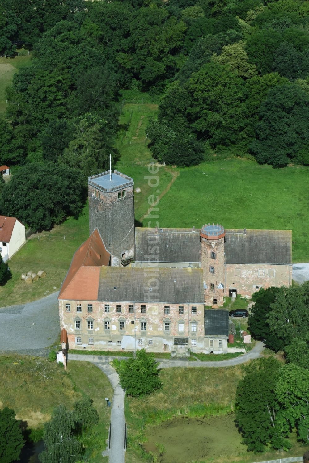 Luftaufnahme Schnaditz - Burganlage des Schloss Schnaditz e.V. in Bad Düben im Bundesland Sachsen