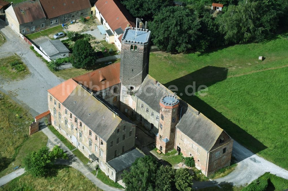 Schnaditz von oben - Burganlage des Schloss Schnaditz e.V. in Bad Düben im Bundesland Sachsen