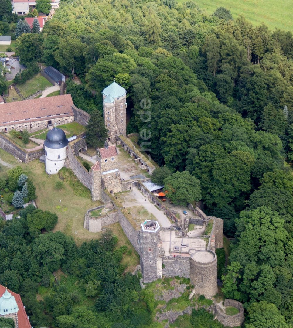 Stolpen aus der Vogelperspektive: Burganlage des Schloss in Stolpen im Bundesland Sachsen, Deutschland