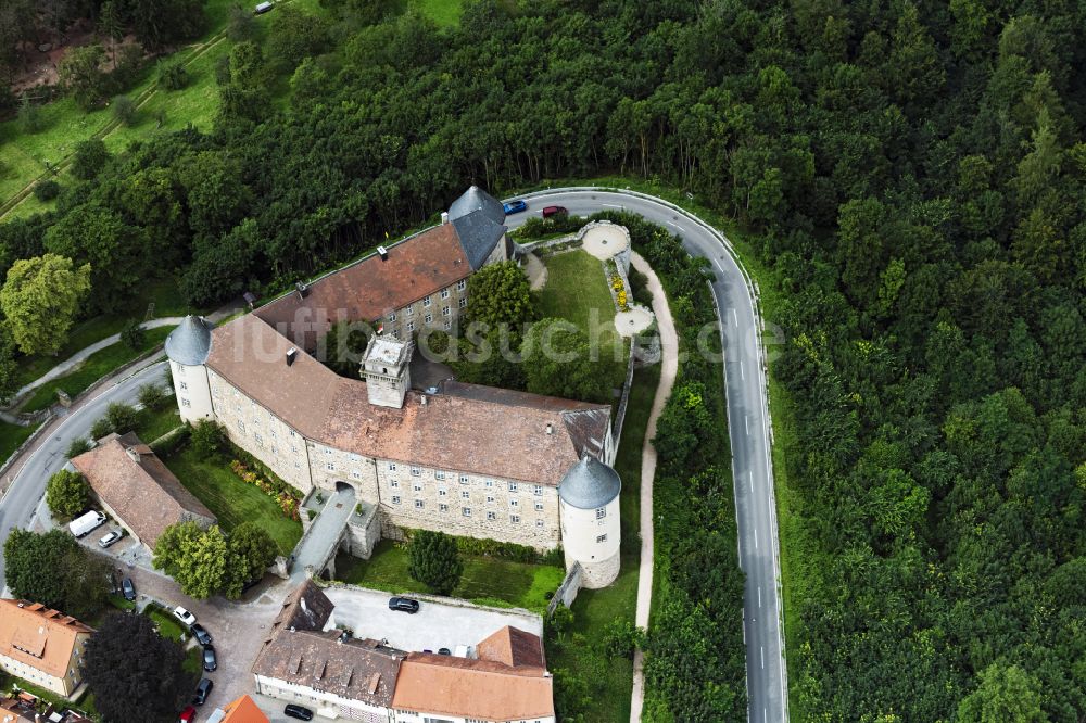 Waldenburg von oben - Burganlage des Schloss Waldenburg in Waldenburg im Bundesland Baden-Württemberg, Deutschland