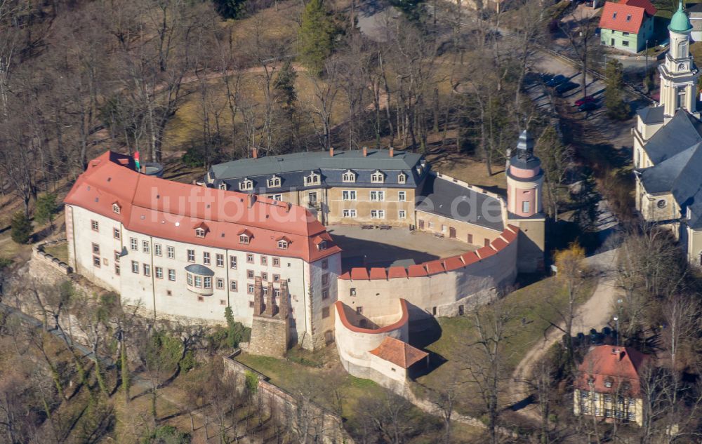 Limbach-Oberfrohna aus der Vogelperspektive: Burganlage des Schloss Wolkenburg in Limbach-Oberfrohna im Bundesland Sachsen, Deutschland