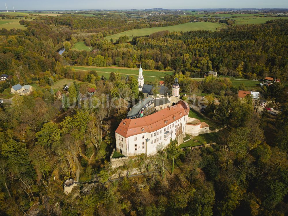 Limbach-Oberfrohna aus der Vogelperspektive: Burganlage des Schloss Wolkenburg in Limbach-Oberfrohna im Bundesland Sachsen, Deutschland