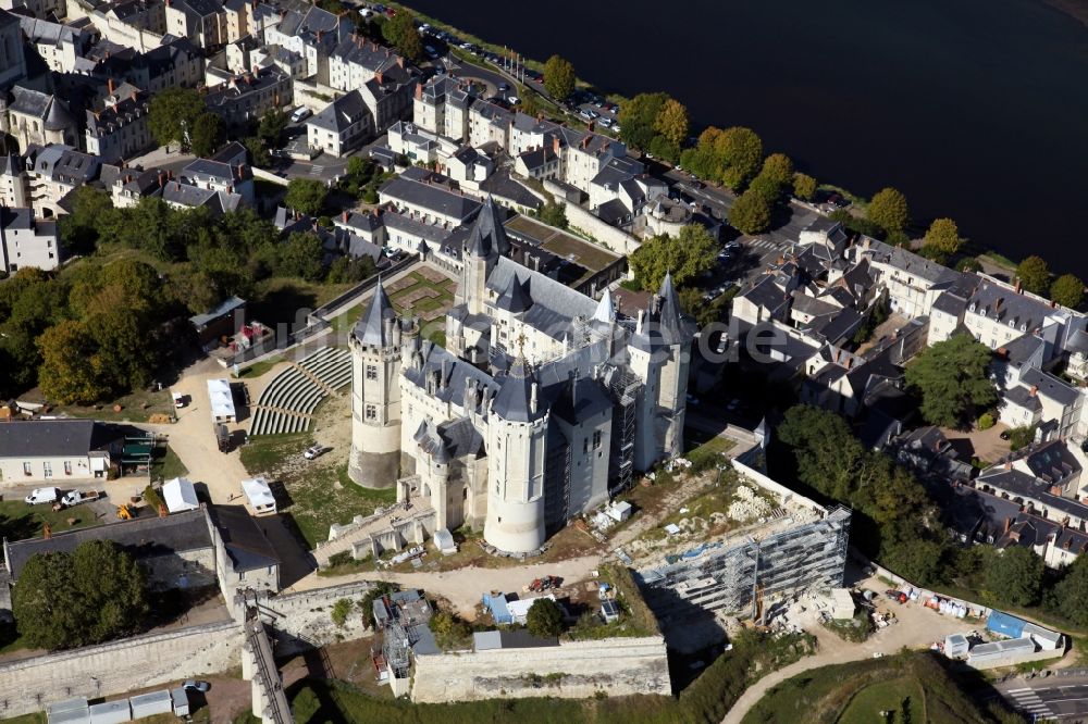 Luftbild Saumur - Burganlage des Schlosses Chateau Saumur in Saumur in Pays de la Loire, Frankreich