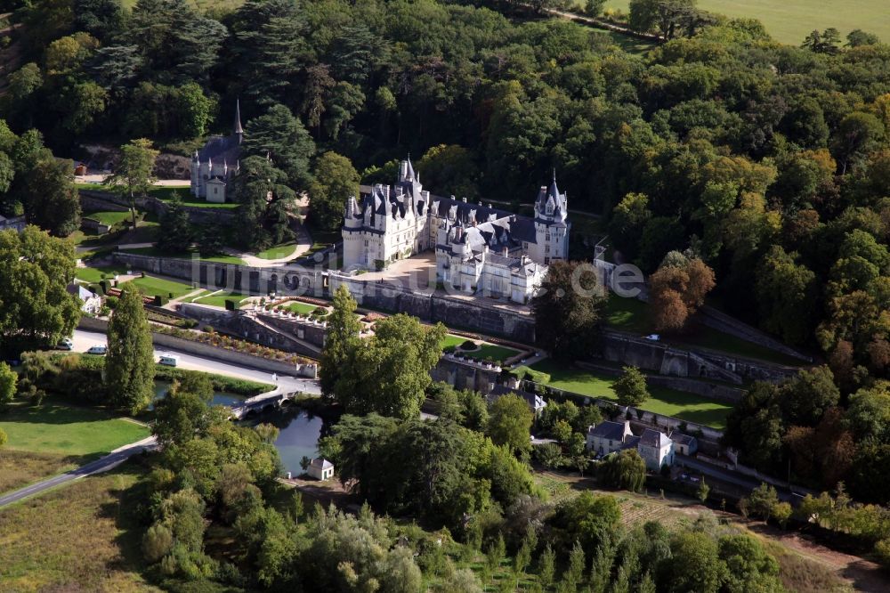 Rigny Usse aus der Vogelperspektive: Burganlage des Schlosses Chateau d' Usse in Rigny Usse in Centre-Val de Loire, Frankreich