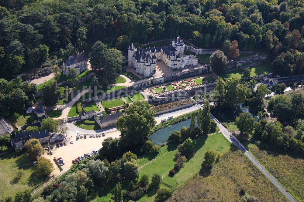 Rigny Usse aus der Vogelperspektive: Burganlage des Schlosses Chateau d' Usse in Rigny Usse in Centre-Val de Loire, Frankreich