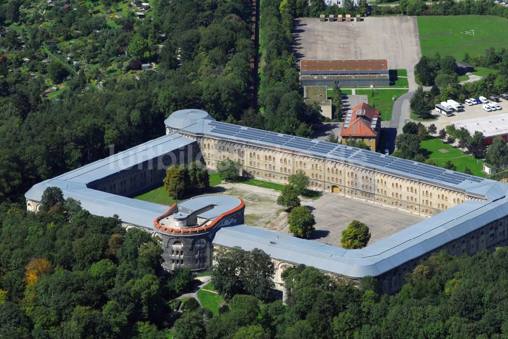 Luftaufnahme Ulm - Burganlage der Veste Bundesfestung Wilhelmsburg an der Prittwitzstraße in Ulm im Bundesland Baden-Württemberg, Deutschland