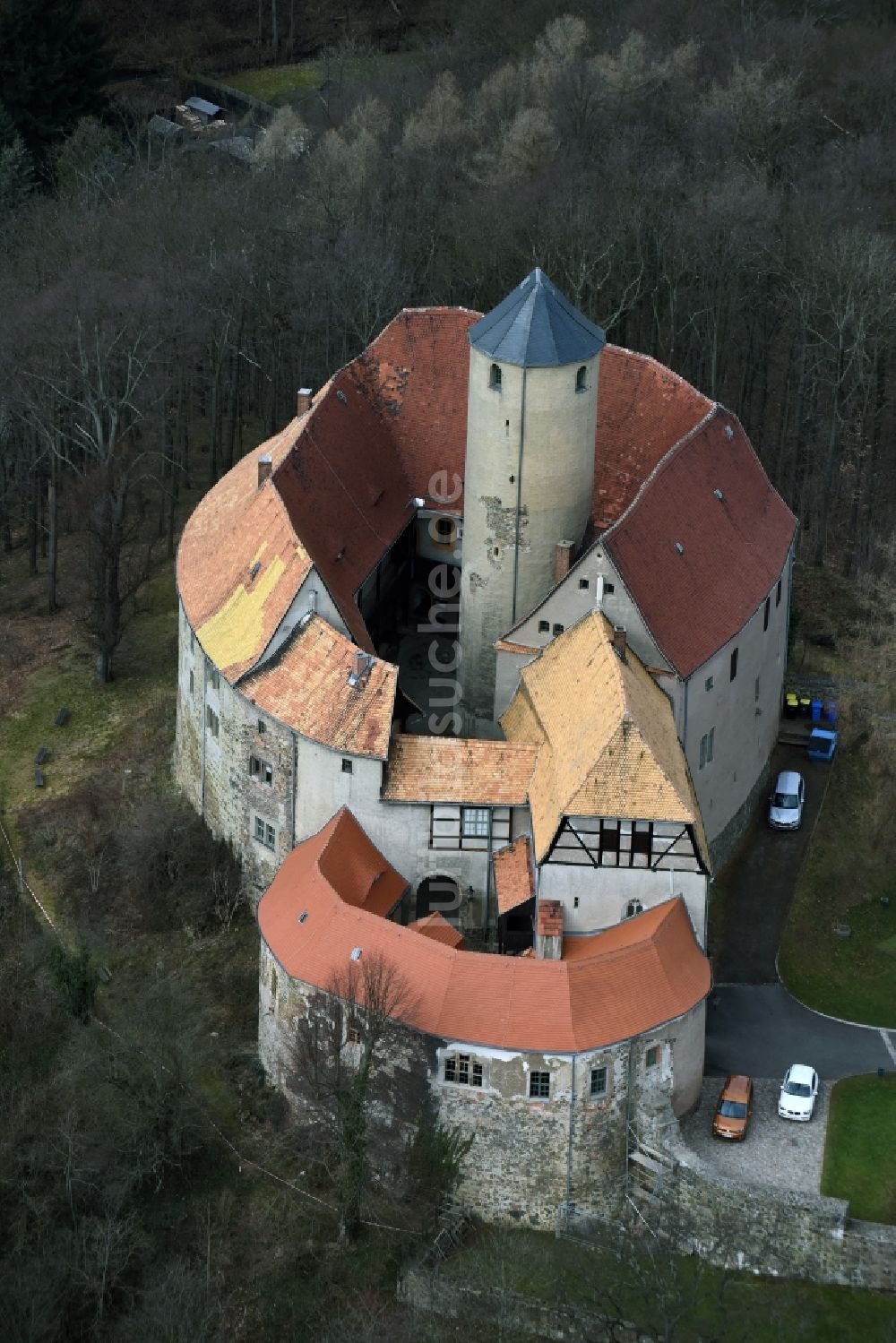 Schönfels aus der Vogelperspektive: Burganlage der Veste Burg Schönfels an der Burgstraße in Schönfels im Bundesland Sachsen