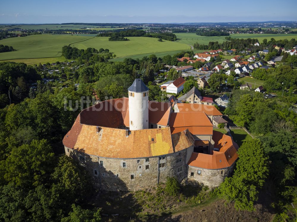 Luftbild Schönfels - Burganlage der Veste Burg Schönfels an der Burgstraße in Schönfels im Bundesland Sachsen