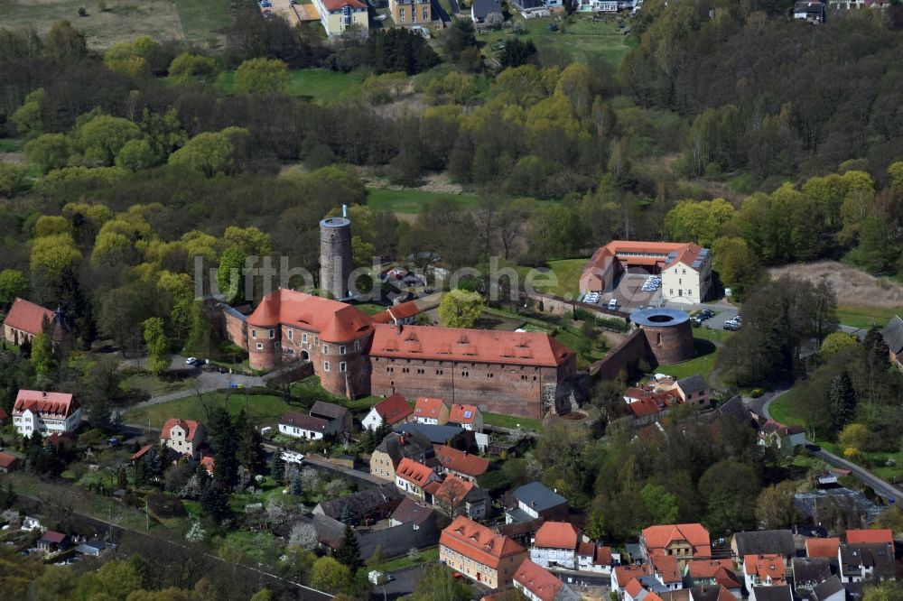 Luftaufnahme Bad Belzig - Burganlage der Veste Burghotel Bad Belzig an der Wittenberger Straße in Bad Belzig im Bundesland Brandenburg