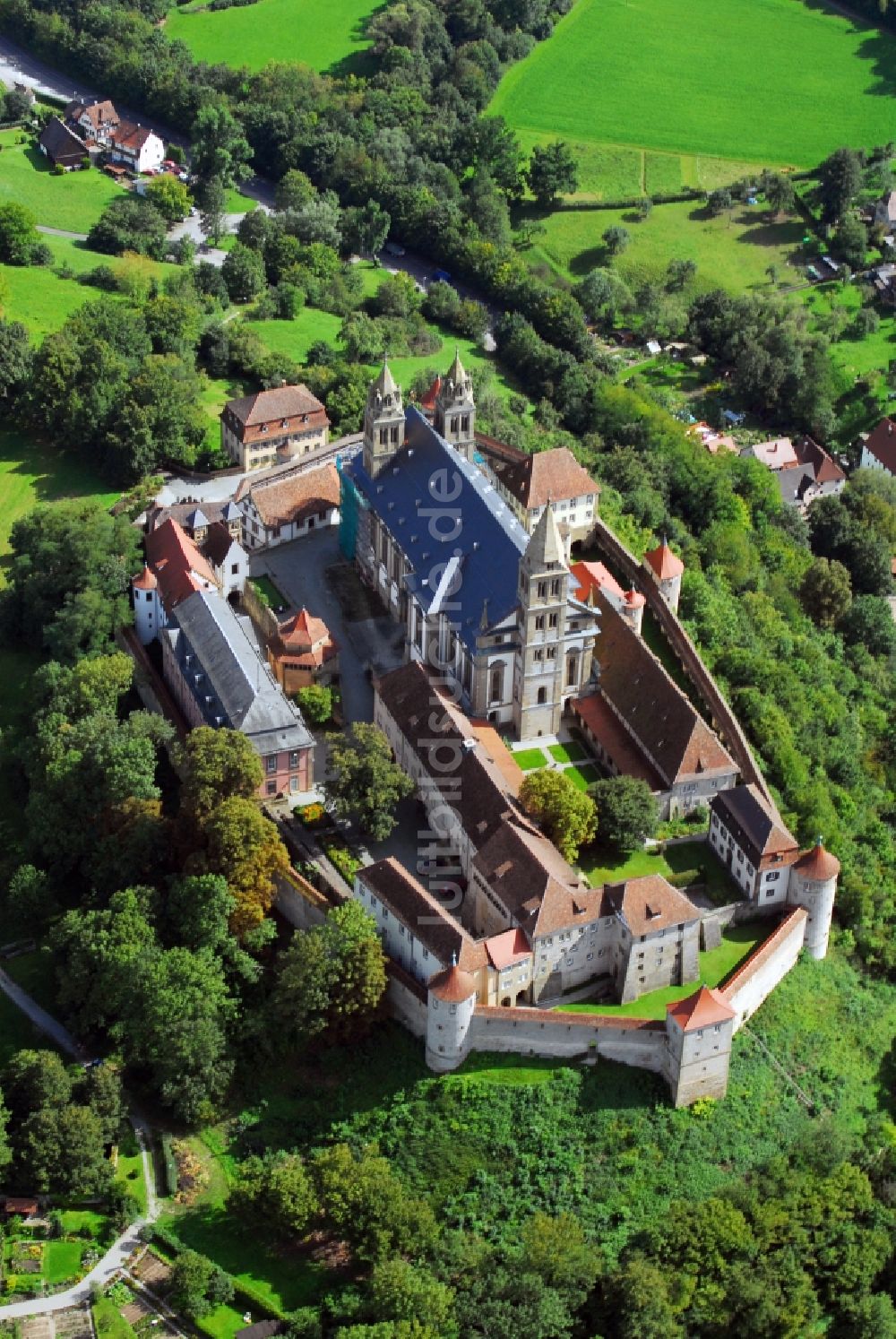 Schwäbisch Hall von oben - Burganlage der Veste Comburg im Ortsteil Steinbach in Schwäbisch Hall im Bundesland Baden-Württemberg, Deutschland