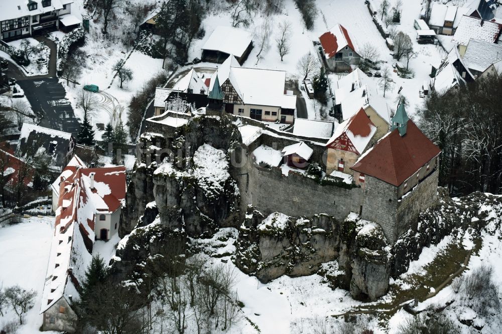 Luftbild Kirchensittenbach - Burganlage der Veste Felsburg am Hohenstein in Kirchensittenbach im Bundesland Bayern