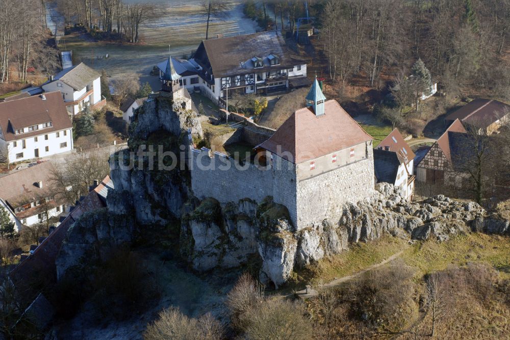 Luftaufnahme Kirchensittenbach - Burganlage der Veste Hohenstein in Kirchensittenbach im Bundesland Bayern, Deutschland