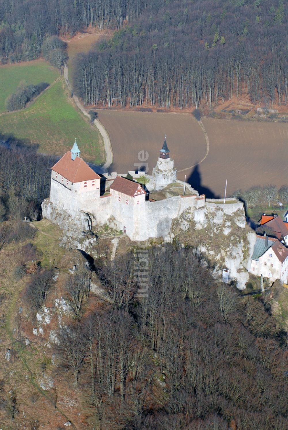 Kirchensittenbach aus der Vogelperspektive: Burganlage der Veste Hohenstein in Kirchensittenbach im Bundesland Bayern, Deutschland