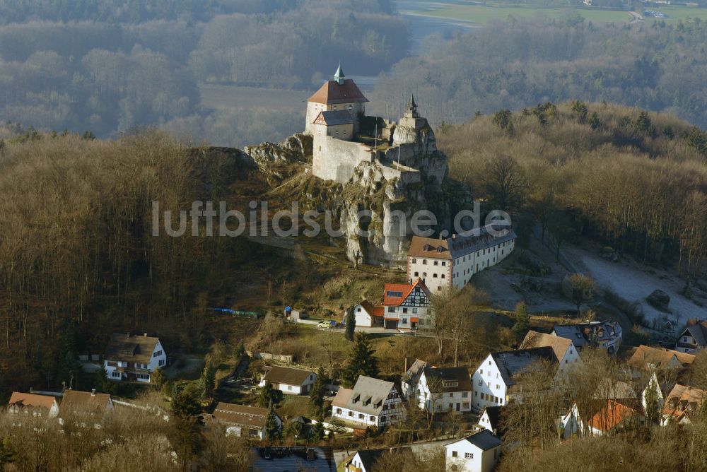 Kirchensittenbach von oben - Burganlage der Veste Hohenstein in Kirchensittenbach im Bundesland Bayern, Deutschland