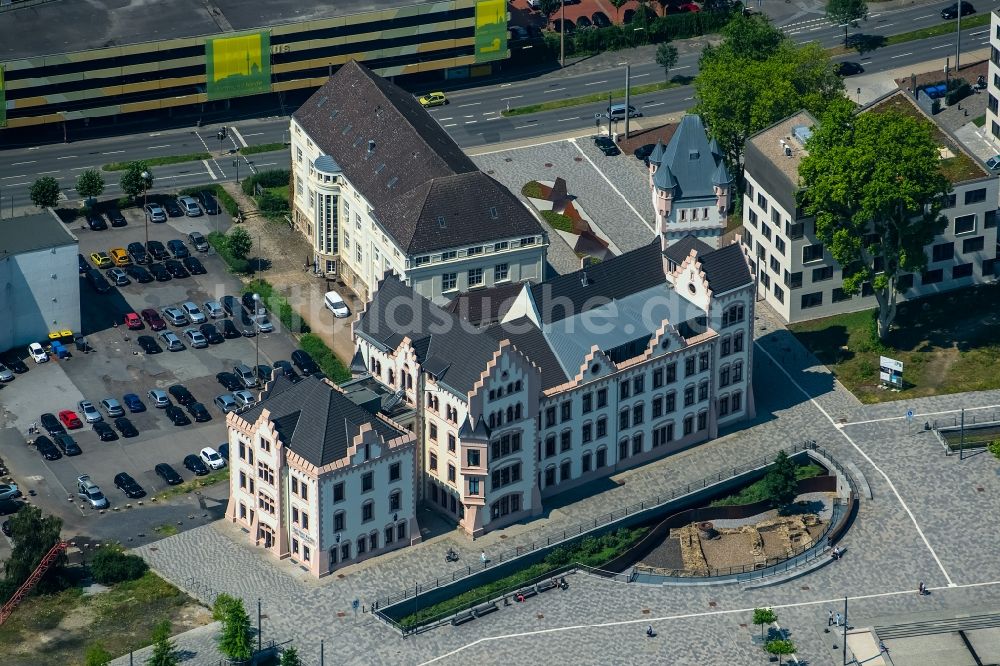 Luftaufnahme Dortmund - Burganlage der Veste Hörder Burg in Dortmund im Bundesland Nordrhein-Westfalen