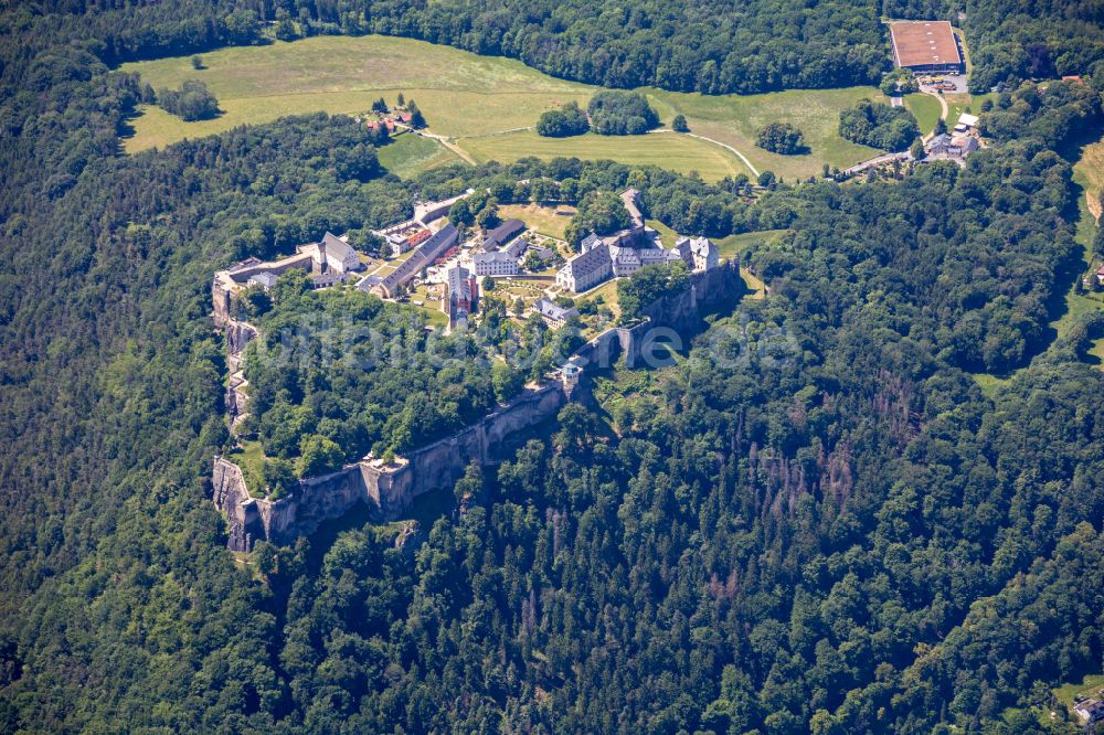 Königstein aus der Vogelperspektive: Burganlage der Veste Königstein in Königstein im Bundesland Sachsen, Deutschland