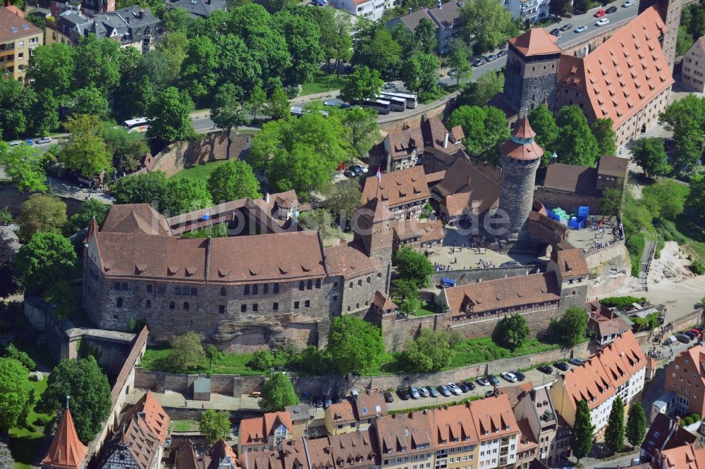 Luftbild Nürnberg - Burganlage der Veste Nürnberger Burg in der Altstadt von Nürnberg im Bundesland Bayern