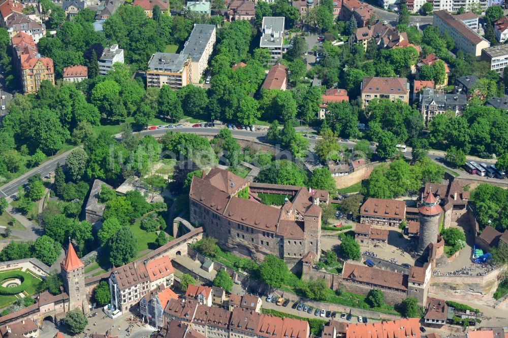 Nürnberg von oben - Burganlage der Veste Nürnberger Burg in der Altstadt von Nürnberg im Bundesland Bayern