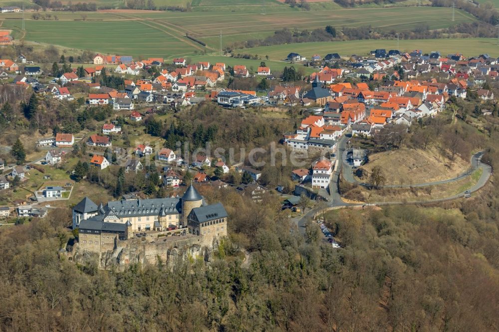 Luftaufnahme Waldeck - Burganlage der Veste Schloss Waldeck an der Schloßstraße in Waldeck im Bundesland Hessen, Deutschland