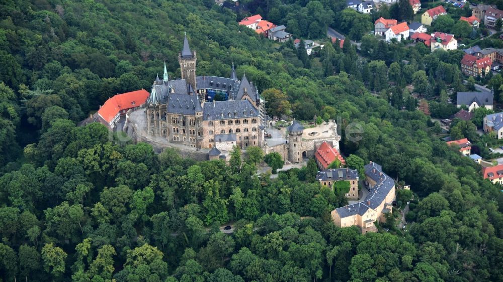 Wernigerode aus der Vogelperspektive: Burganlage der Veste - Schloss Wernigerode in Wernigerode im Bundesland Sachsen-Anhalt, Deutschland