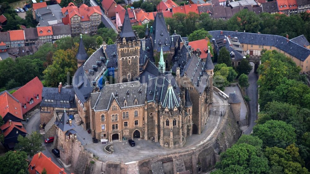 Wernigerode aus der Vogelperspektive: Burganlage der Veste - Schloss Wernigerode in Wernigerode im Bundesland Sachsen-Anhalt, Deutschland