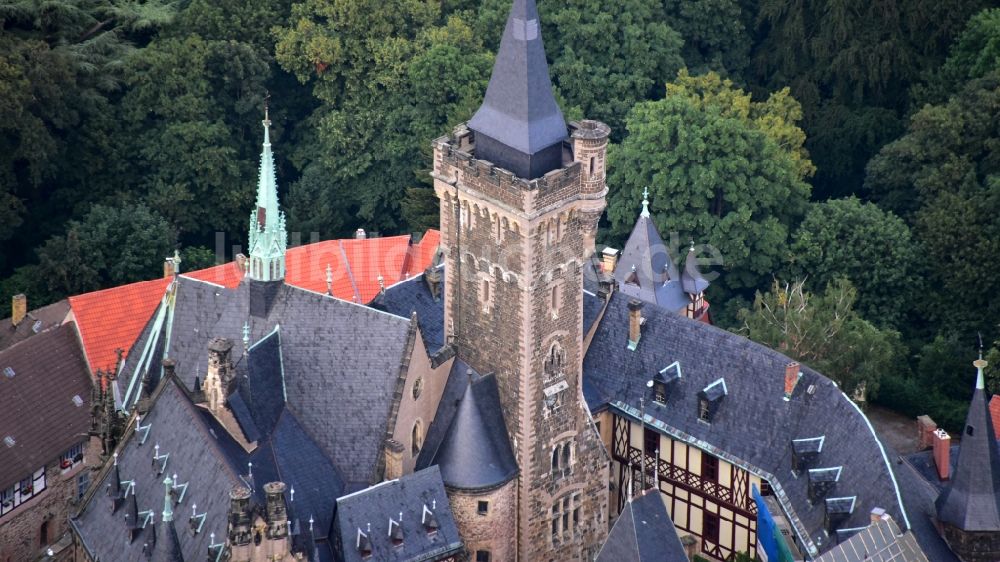 Wernigerode aus der Vogelperspektive: Burganlage der Veste - Schloss Wernigerode in Wernigerode im Bundesland Sachsen-Anhalt, Deutschland