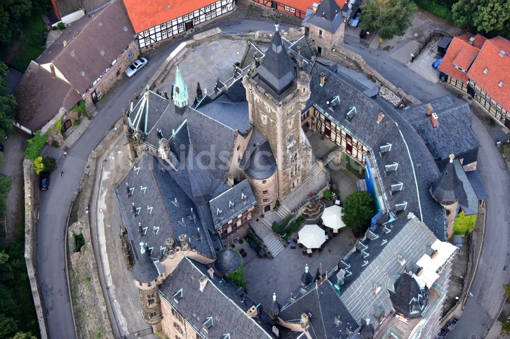 Wernigerode aus der Vogelperspektive: Burganlage der Veste - Schloss Wernigerode in Wernigerode im Bundesland Sachsen-Anhalt, Deutschland