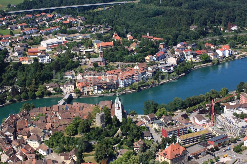 Luftbild Laufenburg - Burganlage der Veste am Ufer des Rhein in Laufenburg in Schweiz