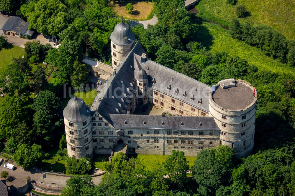 Luftbild Büren - Burganlage der Veste Wewelsburg am Burgwall in Büren im Bundesland Nordrhein-Westfalen