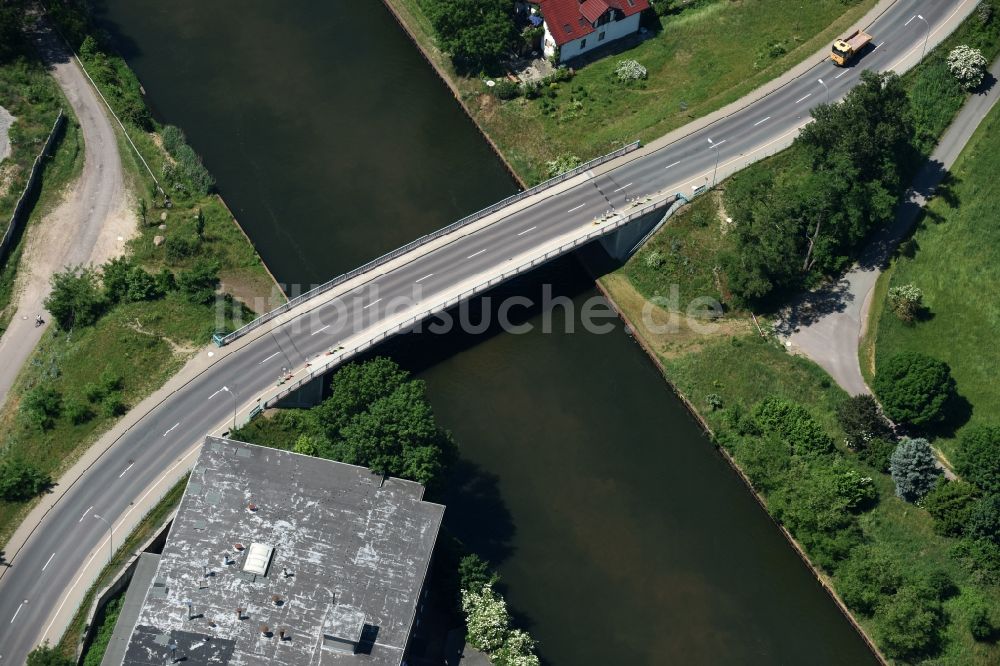 Luftaufnahme Burg - Burger Brücke über den Elbe-Havel-Kanal in Burg im Bundesland Sachsen-Anhalt