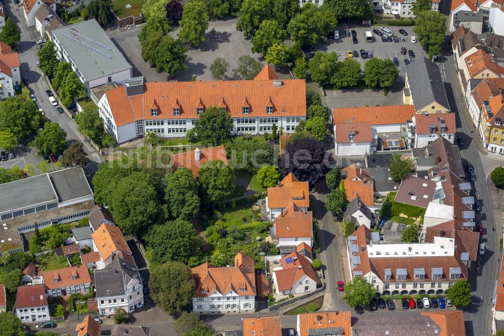 Soest aus der Vogelperspektive: Burghofmuseum in Soest im Bundesland Nordrhein-Westfalen