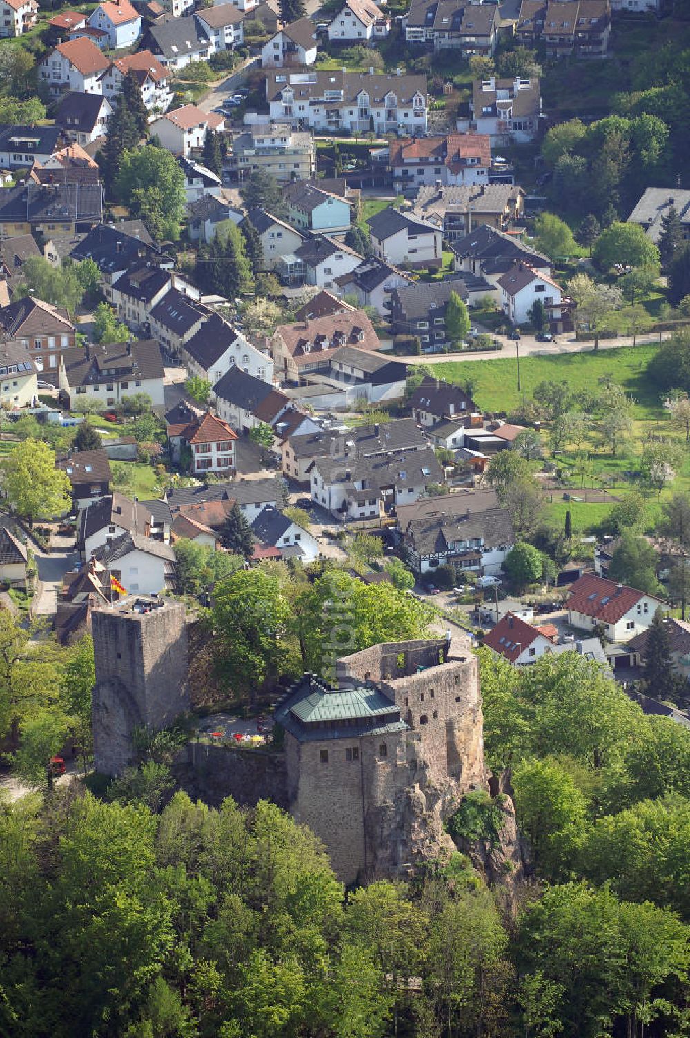 Luftaufnahme EBERSTEIN - Burgruine Alt-Eberstein in Baden-Würtemberg