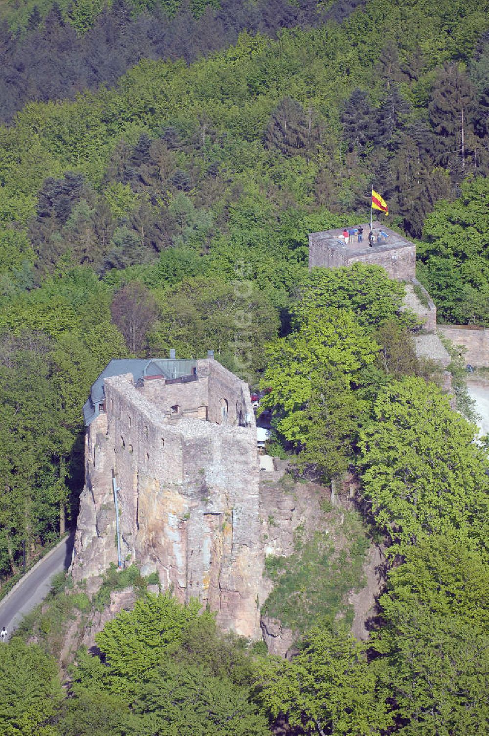 Luftaufnahme EBERSTEIN - Burgruine Alt-Eberstein in Baden-Würtemberg