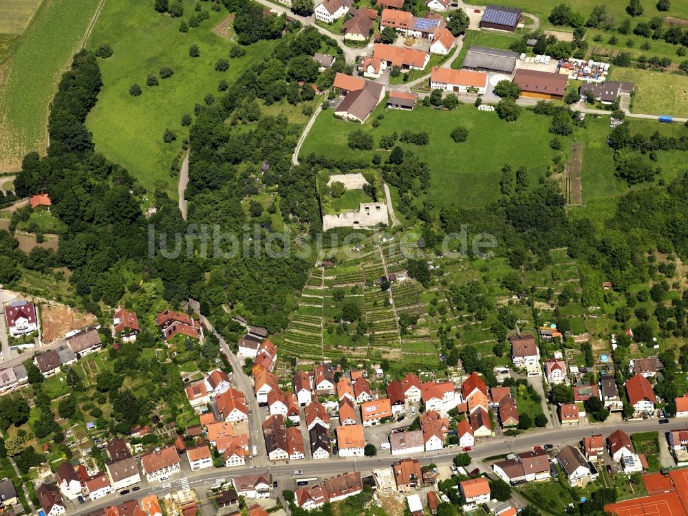 Sachsenheim von oben - Burgruine Altsachsenheim in Sachsenheim im Bundesland Baden-Württemberg