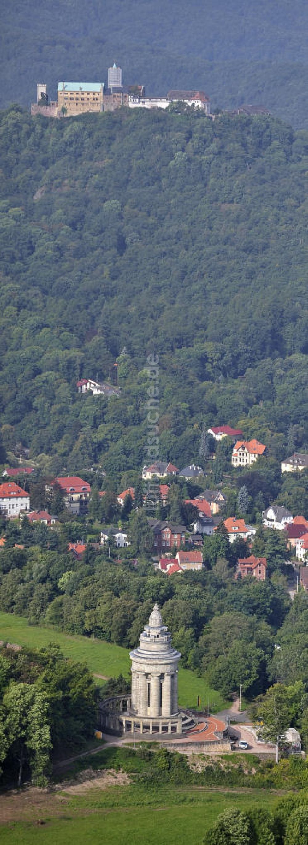 Eisenach von oben - Burschenschaftsdenkmal und Wartburg