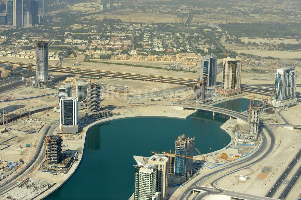 Dubai aus der Vogelperspektive: Business Bay und Business Bay Creek in Dubai